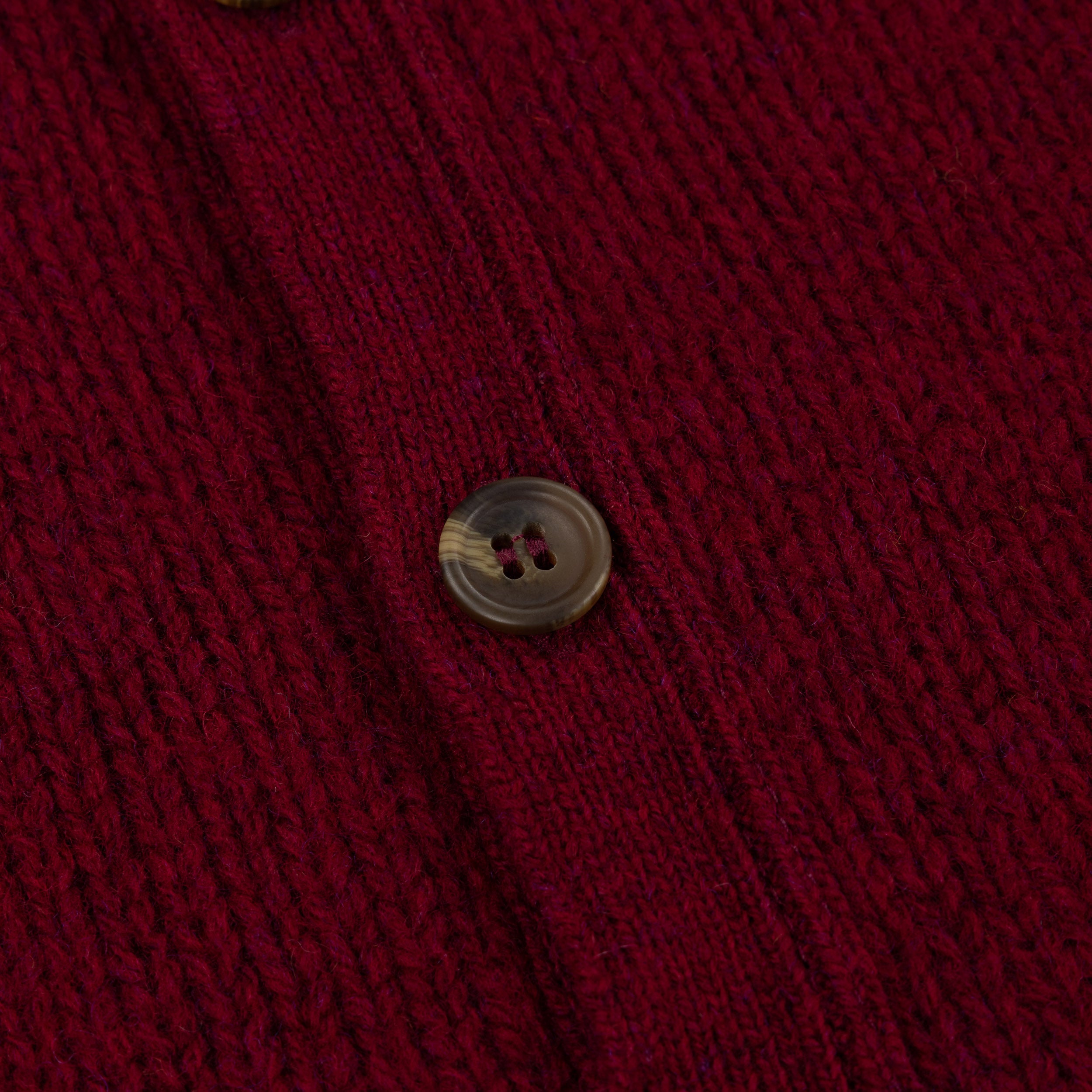 Carrier Company 4 Ply Sleeveless Cardigan In Garnet