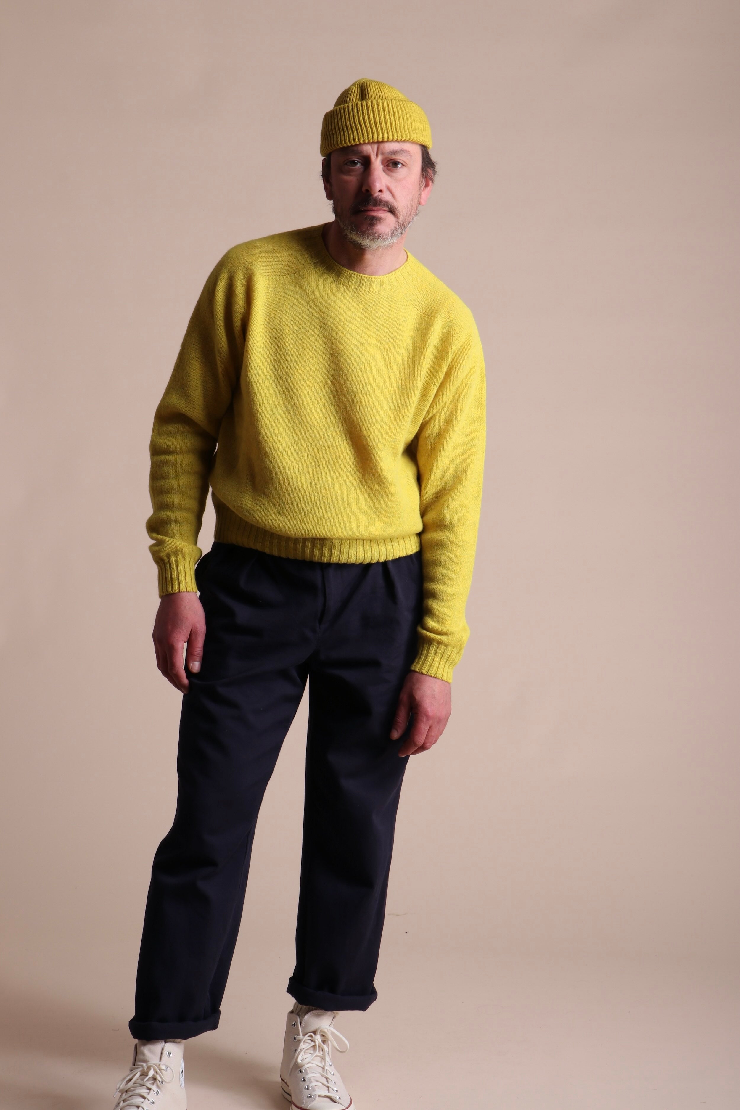 Enzo is 6'1", a 42" chest and wears an XL jumper